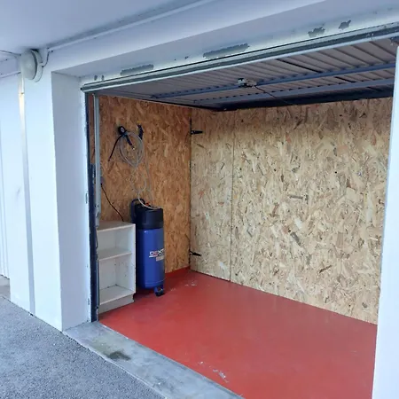 Les Palmiers-2 By Interhome * Ле-Лаванду