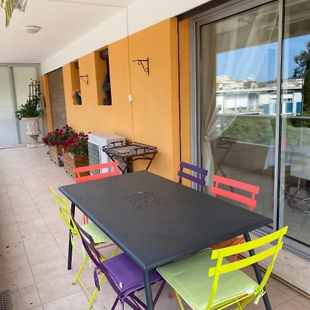 Apartament Les Palmiers-2 By Interhome