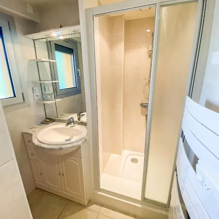 Les Palmiers-2 By Interhome *