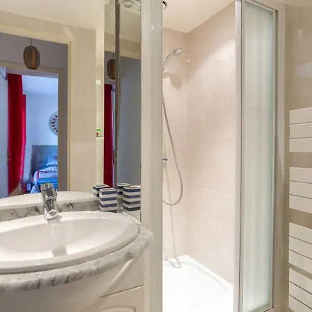 Les Palmiers-2 By Interhome Apartman Le Lavandou